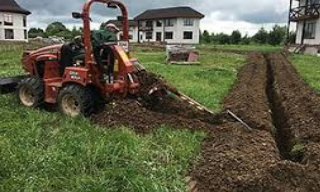 Копка траншей для водопровода в Канаше: цена за метр от 946 руб.